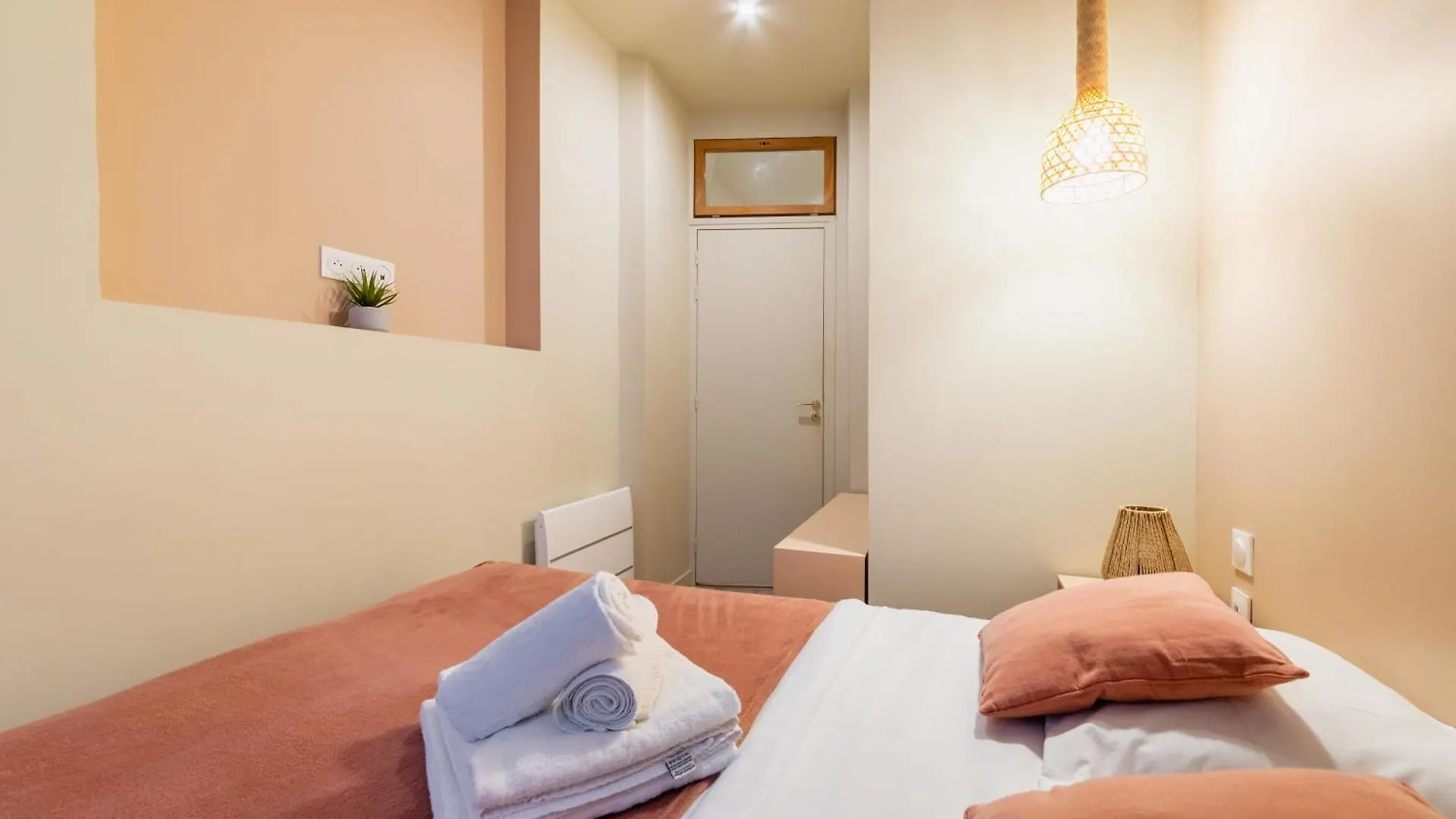 Charmant Appartement Moderne Haut Marais - 4P Paris France